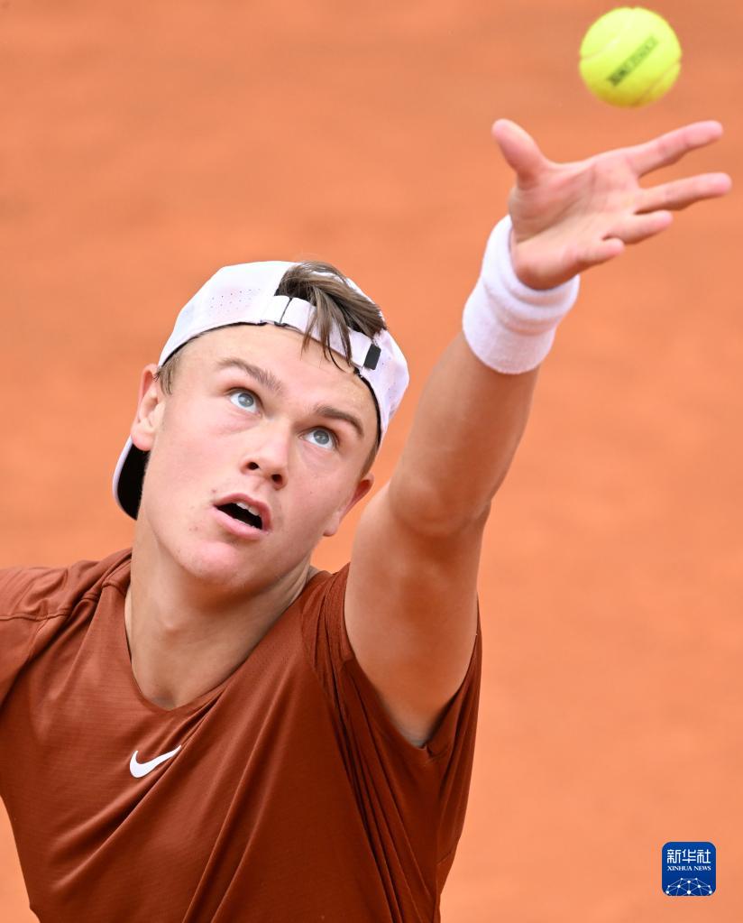 掀起了巨大 掀起了巨大