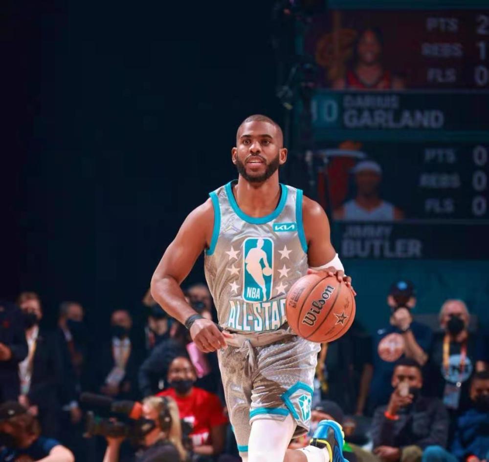 阵容以年轻 阵容以年轻