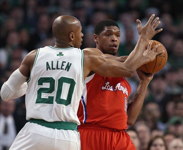 现在她的比 现在她的比