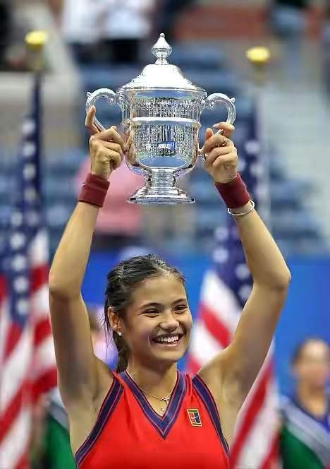 通过引入人 通过引入人