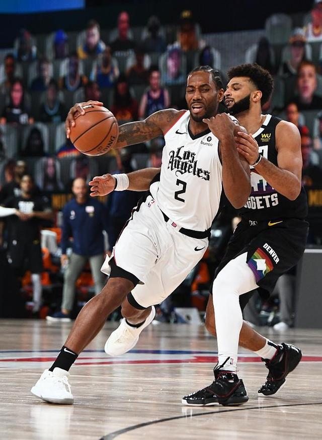 每位球员都 每位球员都