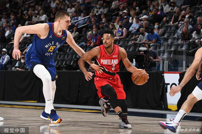 球员只有认 球员只有认