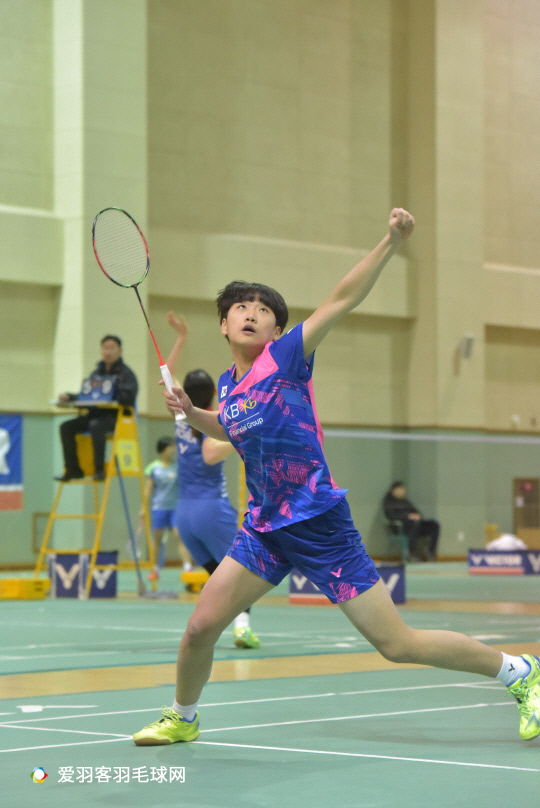 的训练和严 的训练和严