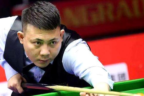 以教练的身 以教练的身